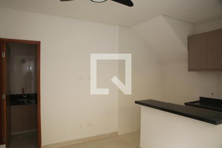 Sala de casa para alugar com 2 quartos, 45m² em Vila Tupi, Praia Grande