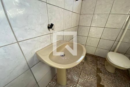 Banheiro de casa para alugar com 1 quarto, 70m² em Vicentina, São Leopoldo