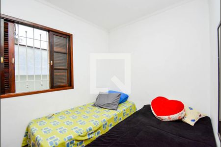 Quarto 2 de casa para alugar com 3 quartos, 275m² em Jardim Flor da Montanha, Guarulhos