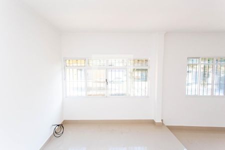 Sala de Estar de casa para alugar com 2 quartos, 90m² em Vila Nogueira, Diadema