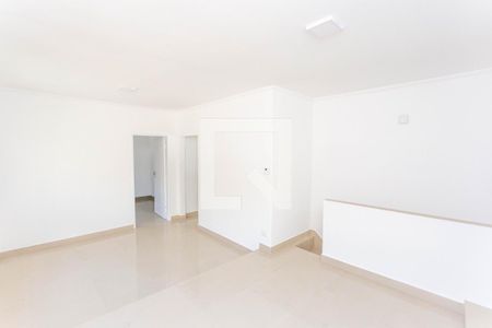 Sala de Estar de casa para alugar com 2 quartos, 90m² em Vila Nogueira, Diadema