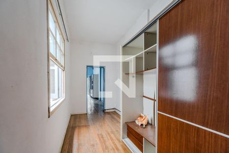 Corredor de apartamento à venda com 2 quartos, 96m² em Centro Histórico, Porto Alegre