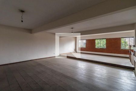 Sala piso inferior de casa à venda com 3 quartos, 339m² em Vila Boa Vista, Barueri