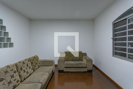 Sala de Estar de casa para alugar com 4 quartos, 390m² em Santa Amelia, Belo Horizonte