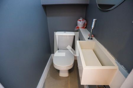 Lavabo de casa de condomínio para alugar com 2 quartos, 101m² em Granja Viana, Cotia