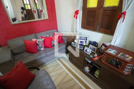 Sala de casa à venda com 2 quartos, 110m² em Irajá, Rio de Janeiro