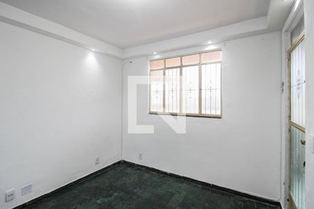 Sala de apartamento para alugar com 2 quartos, 66m² em Vila Emil, Mesquita