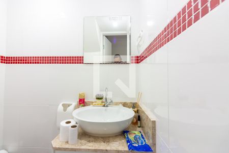 Lavabo de casa de condomínio à venda com 2 quartos, 70m² em Santa Maria, Osasco