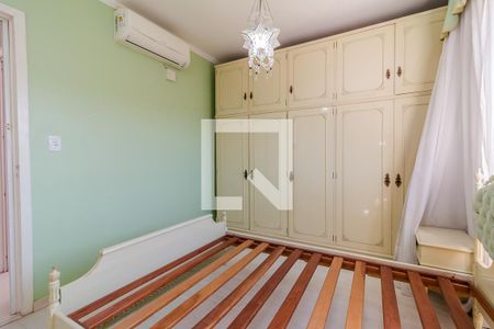 Quarto 1 de apartamento à venda com 2 quartos, 68m² em Cristal, Porto Alegre