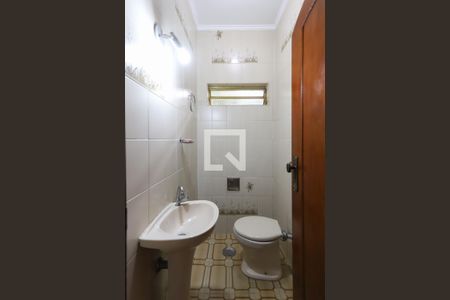 Lavabo de casa para alugar com 3 quartos, 197m² em Vila Rosalia, Guarulhos