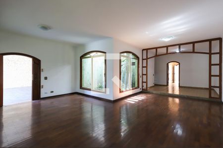 Sala de casa para alugar com 3 quartos, 197m² em Vila Rosalia, Guarulhos