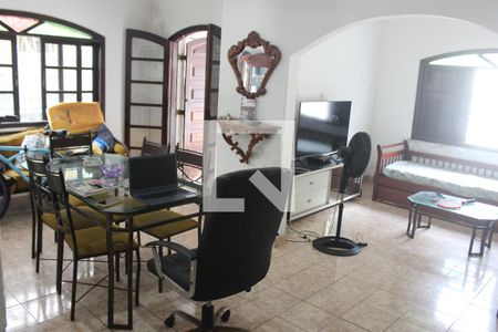 Sala de casa para alugar com 2 quartos, 180m² em Centro, São Vicente