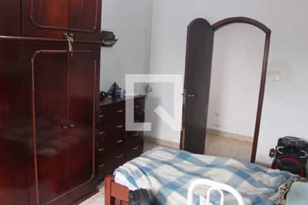 Quarto 1 de casa para alugar com 2 quartos, 180m² em Centro, São Vicente