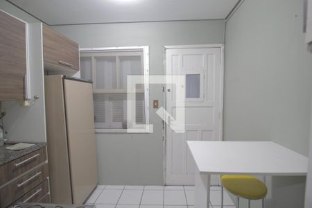 Sala/Cozinha de kitnet/studio à venda com 1 quarto, 24m² em Centro, Canoas