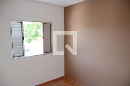 Sala/Quarto de casa para alugar com 1 quarto, 20m² em Jardim Roberto, Osasco