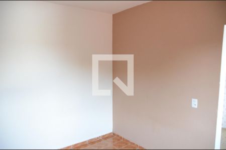 Sala/Quarto de casa para alugar com 1 quarto, 20m² em Jardim Roberto, Osasco