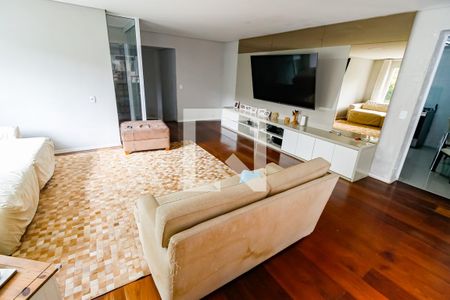 Sala de casa à venda com 4 quartos, 400m² em Vila Sônia, São Paulo