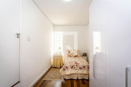 Quarto 1 de casa para alugar com 5 quartos, 170m² em Jardim Terezopolis, Guarulhos