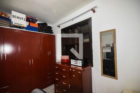 Quarto de casa à venda com 2 quartos, 68m² em Jardim Kuabara, Taboão da Serra