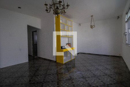 Sala  de casa à venda com 3 quartos, 200m² em Taquara, Rio de Janeiro