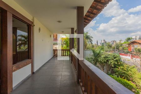 Varanda de casa à venda com 5 quartos, 515m² em Cidade Jardim, Belo Horizonte