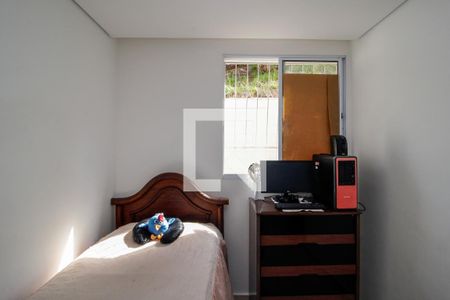 Quarto 2 de apartamento para alugar com 2 quartos, 50m² em Madre Gertrudes, Belo Horizonte