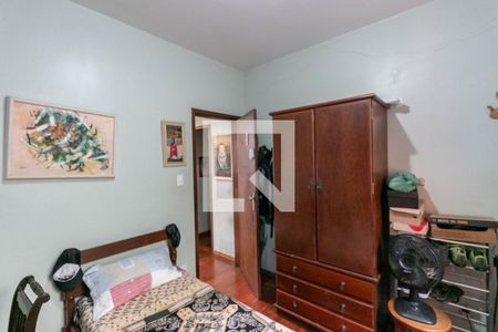 Quarto 1 de casa para alugar com 4 quartos, 360m² em São Paulo, Belo Horizonte