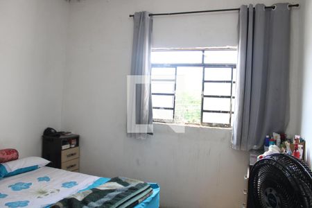 Quarto de casa à venda com 1 quarto, 100m² em Jardim Laguna, Contagem