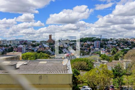 Quarto 2 de apartamento para alugar com 2 quartos, 54m² em Santo Antônio, Porto Alegre