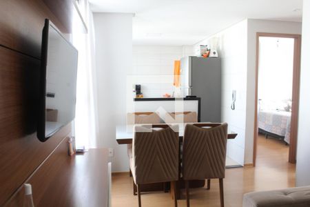 Sala de apartamento para alugar com 2 quartos, 44m² em Jardim das Margaridas, Salvador