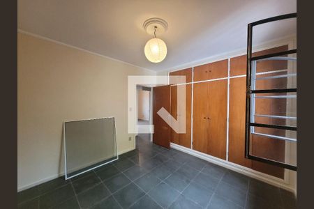 Quarto 1 de casa para alugar com 4 quartos, 395m² em Cidade Universitária, Campinas