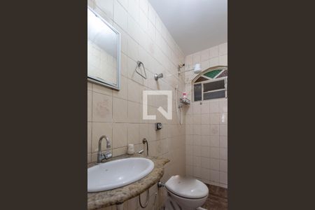 Banheiro Social de casa à venda com 3 quartos, 100m² em Alto dos Pinheiros, Belo Horizonte