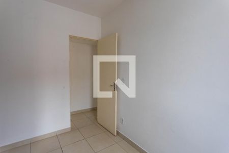 Quarto 1  de apartamento para alugar com 2 quartos, 44m² em Canhema, Diadema