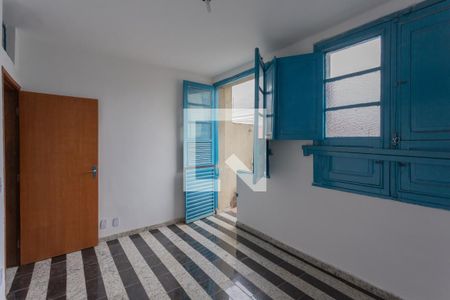 Quarto 2 de apartamento para alugar com 2 quartos, 45m² em Lagoinha, Belo Horizonte