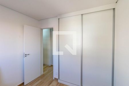 Quarto de apartamento à venda com 3 quartos, 101m² em Caiçara-adelaide, Belo Horizonte