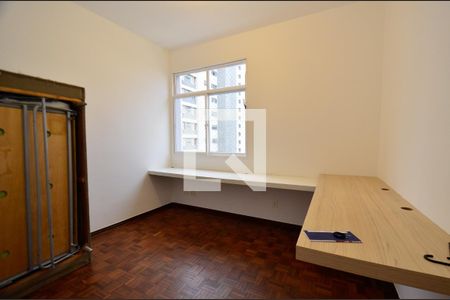 Quarto1 de apartamento para alugar com 2 quartos, 69m² em Serra, Belo Horizonte