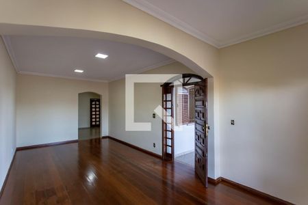 Sala de casa para alugar com 3 quartos, 230m² em Cenaculo, Belo Horizonte