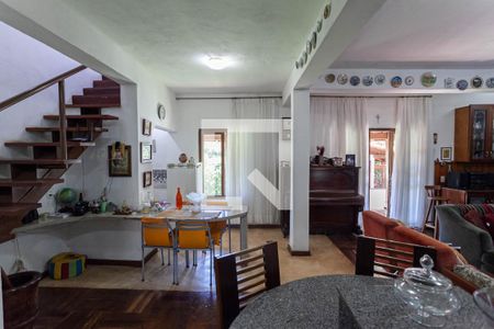 Sala  de casa à venda com 4 quartos, 150m² em Casa Branca, Brumadinho