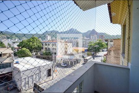 Vista do Quarto 1 de apartamento para alugar com 2 quartos, 75m² em Vila Isabel, Rio de Janeiro