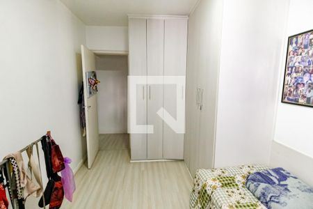 Quarto 1 de apartamento para alugar com 2 quartos, 54m² em Jardim Maria Rosa, Taboão da Serra