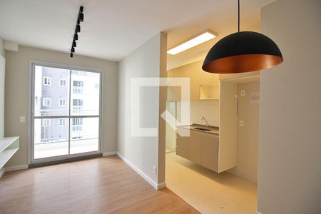 Sala  de apartamento para alugar com 2 quartos, 55m² em Rudge Ramos, São Bernardo do Campo