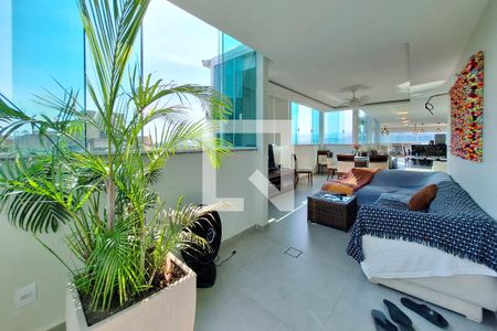 Sala de apartamento para alugar com 3 quartos, 250m² em Itaipu, Niterói