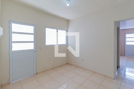 Sala de casa para alugar com 1 quarto, 70m² em Vila Terezinha, Carapicuíba