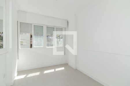 Sala de apartamento para alugar com 3 quartos, 105m² em Floresta, Porto Alegre