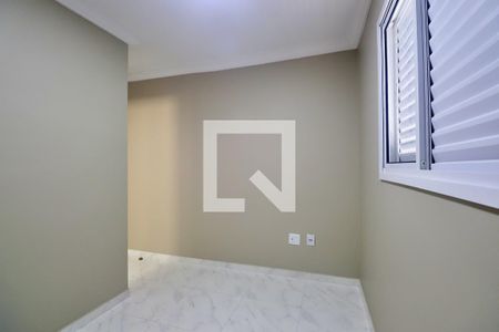 Suíte - Quarto 1 de apartamento para alugar com 2 quartos, 45m² em Campestre, Santo André