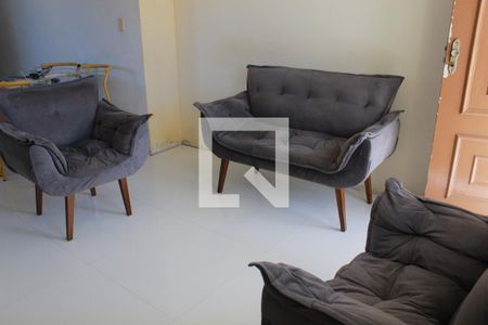 Sala de casa de condomínio para alugar com 2 quartos, 85m² em Cabula Vi, Salvador