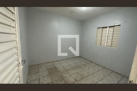 Quarto 1 de casa para alugar com 2 quartos, 70m² em Setor Negrão de Lima, Goiânia