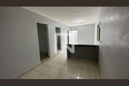 Sala de casa para alugar com 2 quartos, 70m² em Setor Negrão de Lima, Goiânia