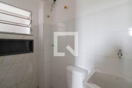 Banheiro de kitnet/studio para alugar com 1 quarto, 25m² em Vila Monteiro Lobato, Guarulhos