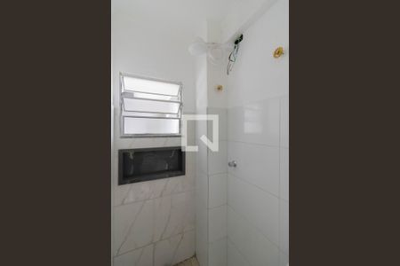 Banheiro de kitnet/studio para alugar com 1 quarto, 25m² em Vila Monteiro Lobato, Guarulhos